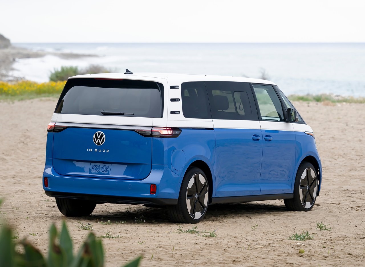 Volkswagen ID.BUZZ Estate 150kW Life Pro 77kWh 5dr Auto Review